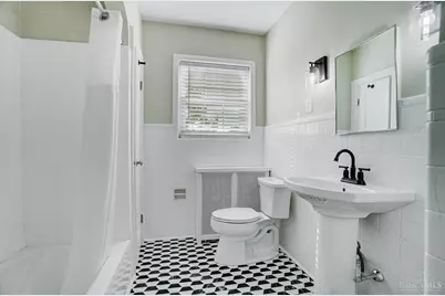 1346 Herlin Place, Cincinnati, OH 45208 - Photo 23