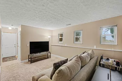 2017 Broadhurst Avenue, Springfield Township, OH 45240 - Photo 3