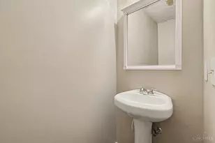 2017 Broadhurst Ave, Springfield Township, OH 45240 - Photo 11