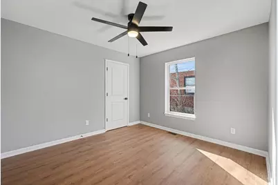 3964 Zinsle Avenue, Cincinnati, OH 45213 - Photo 7