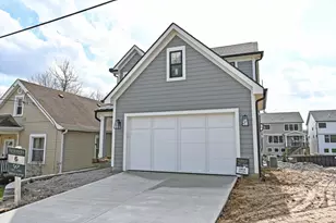 7411 Elm St, Columbia Township, OH 45227 - Photo 3