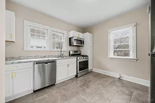 6221 Hedge Ave, Cincinnati, OH 45213 - Photo 9