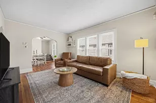 6221 Hedge Ave, Cincinnati, OH 45213 - Photo 3