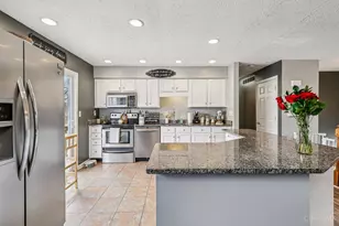 4834 Summerside Rd, Union Township, OH 45244 - Photo 9