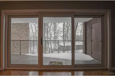 3646 Ashworth Drive #304, Cincinnati, OH 45208 - Photo 15