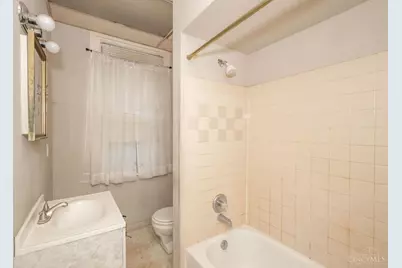 4526 Clearview Avenue, Cincinnati, OH 45205 - Photo 15