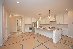 7412 Orchard St, Columbia Township, OH 45227 - Photo 5