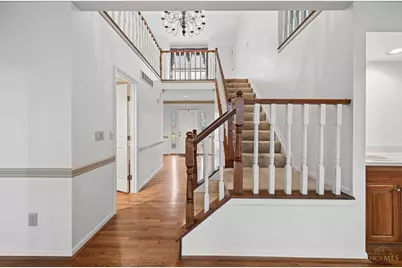 483 Vista Glen Drive, Springdale, OH 45246 - Photo 5