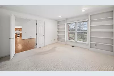 483 Vista Glen Drive, Springdale, OH 45246 - Photo 17