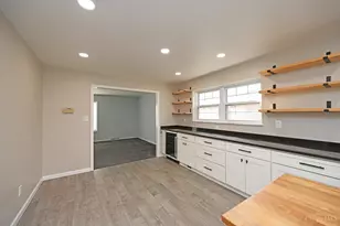 1939 Lady Ellen Dr, Cincinnati, OH 45230 - Photo 15