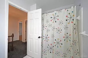 1939 Lady Ellen Dr, Cincinnati, OH 45230 - Photo 37