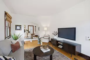 3334 De Forest Dr, Cincinnati, OH 45209 - Photo 5