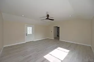 329 Walnut St, Cincinnati, OH 45215 - Photo 9