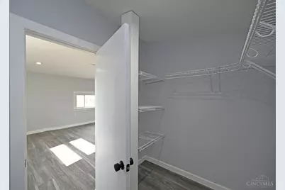 329 Walnut Street, Cincinnati, OH 45215 - Photo 41