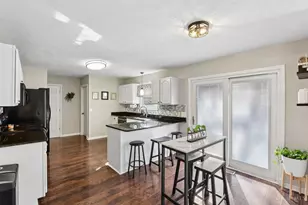 5906 Greywolf Ct, Miami Township, OH 45150 - Photo 7