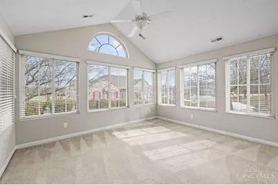 9 Scarborough Village Drive, Dayton, OH 45458 - Photo 7