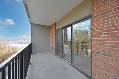 1815 William Howard Taft Road #301, Cincinnati, OH 45206 - Photo 27