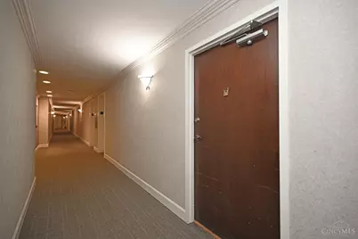 1815 William Howard Taft Road #301, Cincinnati, OH 45206 - Photo 5