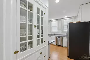 2844 Markbreit Ave, Cincinnati, OH 45209 - Photo 17