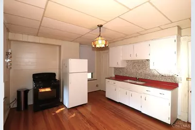 2462 Fairview Avenue, Cincinnati, OH 45219 - Photo 15