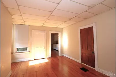 2462 Fairview Avenue, Cincinnati, OH 45219 - Photo 17