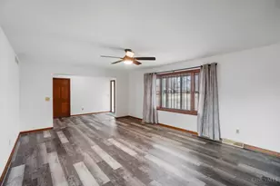 105 W Roger Dr, Trenton, OH 45067 - Photo 9