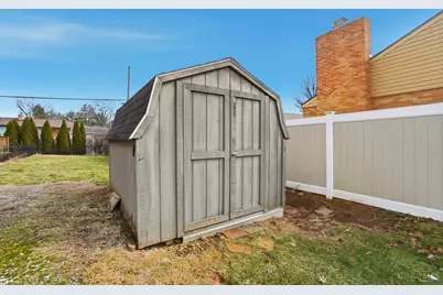 105 W Roger Drive, Trenton, OH 45067 - Photo 67