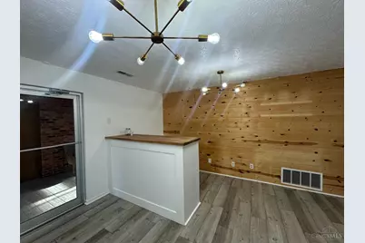 5598 Glenway Avenue, Cincinnati, OH 45238 - Photo 7