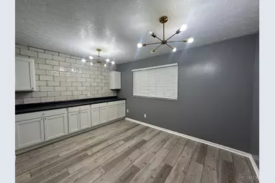 5598 Glenway Avenue, Cincinnati, OH 45238 - Photo 3