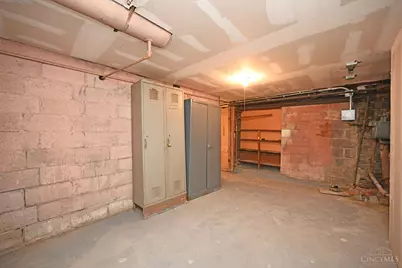 2260 Vine Street, Cincinnati, OH 45219 - Photo 27