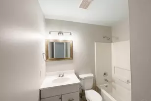 8724 Neptune Dr, Springfield Township, OH 45231 - Photo 15