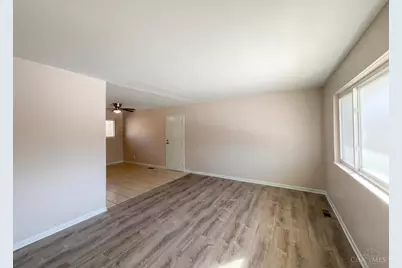 8724 Neptune Drive, Springfield Township, OH 45231 - Photo 7