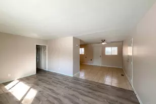 8724 Neptune Dr, Springfield Township, OH 45231 - Photo 9