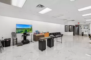 125 E 2nd St, Dayton, OH 45402 - Photo 39