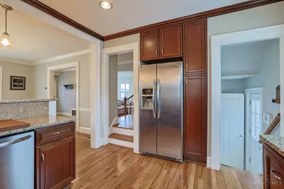 5835 Montgomery Road, Cincinnati, OH 45212 - Photo 15