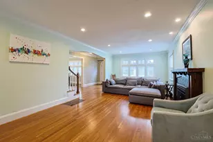 5835 Montgomery Rd, Cincinnati, OH 45212 - Photo 9