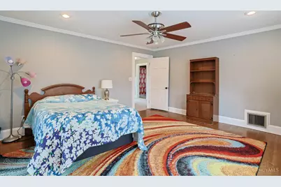5835 Montgomery Road, Cincinnati, OH 45212 - Photo 27