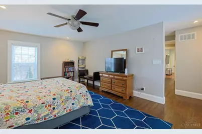 5835 Montgomery Road, Cincinnati, OH 45212 - Photo 19