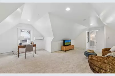 1723 Kinney Avenue, Cincinnati, OH 45207 - Photo 31