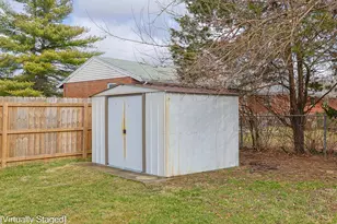 9388 Wilcox Dr, Cincinnati, OH 45251 - Photo 31