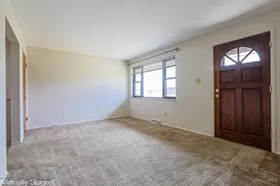 9388 Wilcox Dr, Cincinnati, OH 45251 - Photo 5