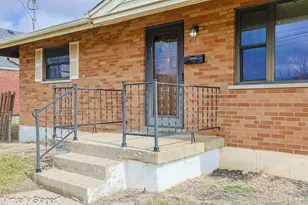 9388 Wilcox Dr, Cincinnati, OH 45251 - Photo 3