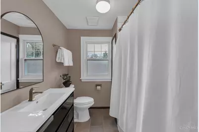 241 Oakmont, Cincinnati, OH 45216 - Photo 19