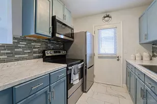 3700 Greenwood Dr, Middletown, OH 45044 - Photo 7