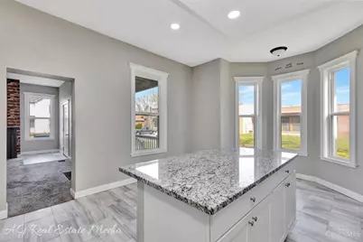 4703 Stewart Avenue, Cincinnati, OH 45227 - Photo 15