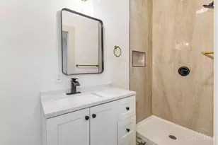 2410 Kenton St, Cincinnati, OH 45206 - Photo 17