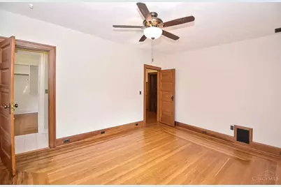 3565 Saint Charles Place, Cincinnati, OH 45208 - Photo 9