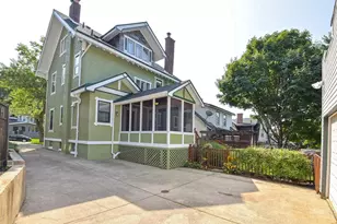 3565 St Charles Pl, Cincinnati, OH 45208 - Photo 23