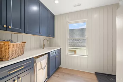 3342 Fairfield Avenue, Cincinnati, OH 45207 - Photo 13