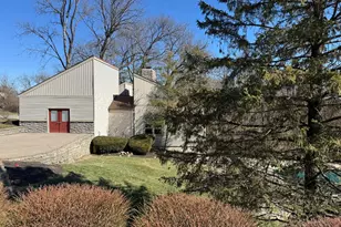 22 Oakwood Ct, Springdale, OH 45246 - Photo 47